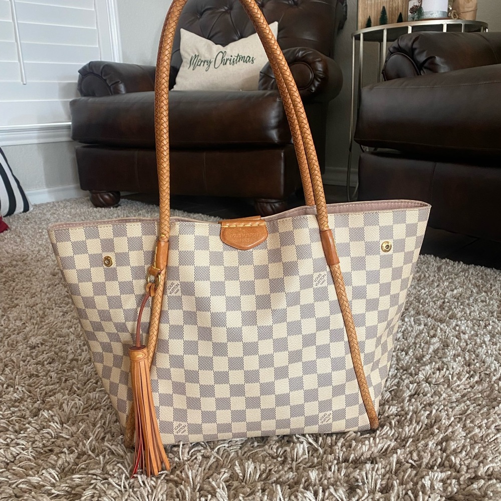 Authentic Louis Vuitton Propriano